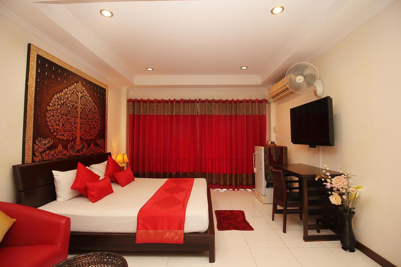 Sky Silk Decoration House Hotel Patong Exterior photo